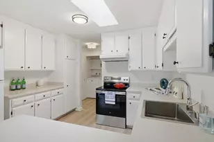 23 Oakcrest Dr, San Rafael, CA 94903 - Photo 8
