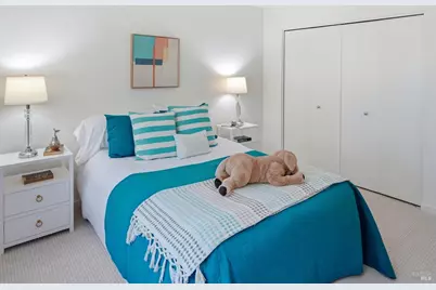 23 Oakcrest Drive, San Rafael, CA 94903 - Photo 20