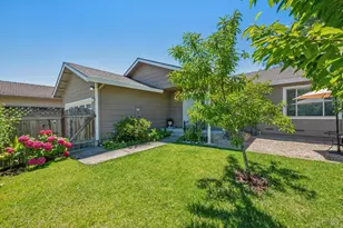 2321 Mandarin Ln, Santa Rosa, CA 95401 - Photo 2