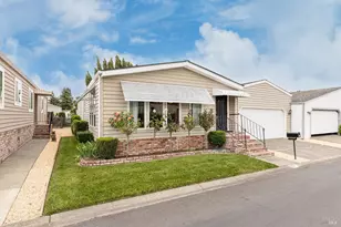27 Falcon Crest Cir, Napa, CA 94558 - Photo 2