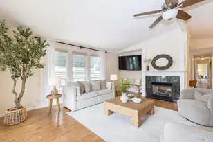 27 Falcon Crest Cir, Napa, CA 94558 - Photo 4