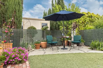 27 Falcon Crest Circle, Napa, CA 94558 - Photo 30