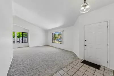 1019 Linden Avenue, Fairfield, CA 94533 - Photo 2