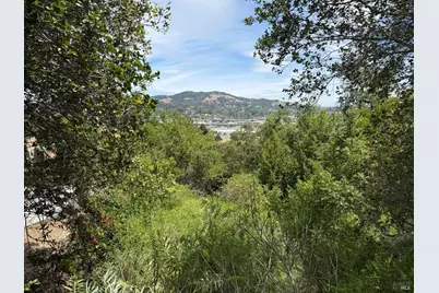 236 Tiburon Boulevard, San Rafael, CA 94901 - Photo 18