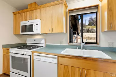 9170 Upper Lake Lucerne Road, Upper Lake, CA 95485 - Photo 20