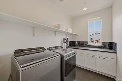 124 Shubin Way, Vacaville, CA 95687 - Photo 38