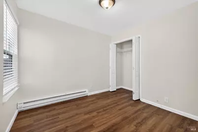 327 Vallejo Street, Petaluma, CA 94952 - Photo 32