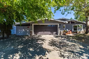 257 Cedar St, Vacaville, CA 95688 - Photo 2