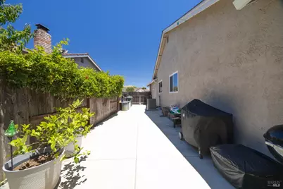 701 Sequoia Drive, Fairfield, CA 94533 - Photo 36