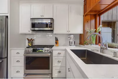 385 Cedar Road, Bolinas, CA 94924 - Photo 16