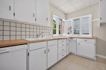 620 Dexter Street, Santa Rosa, CA 95404 - Photo 12