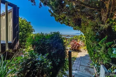 129 Harrier Avenue, Vallejo, CA 94590 - Photo 36