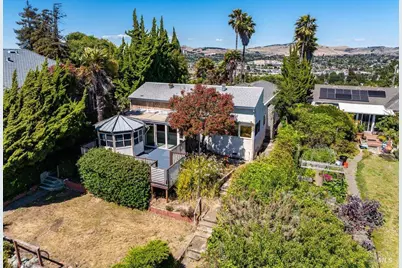 129 Harrier Avenue, Vallejo, CA 94590 - Photo 2