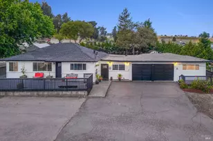 473 Orchard Ln, Penngrove, CA 94951 - Photo 2