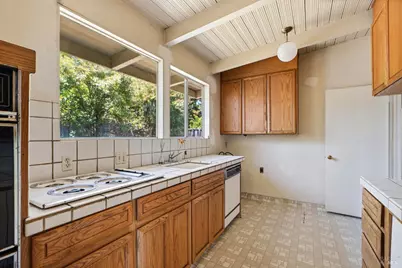 579 Wisteria Way, San Rafael, CA 94903 - Photo 4