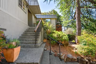944 Summerfield Road, Santa Rosa, CA 95405 - Photo 8
