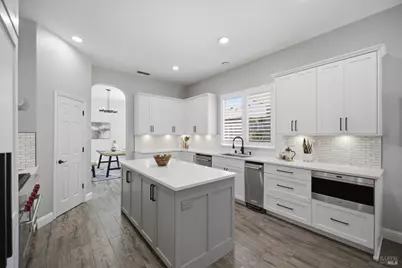 918 Shelter Cove Court, Vacaville, CA 95688 - Photo 24