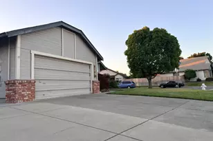 814 Capistrano Dr, Suisun City, CA 94585 - Photo 6
