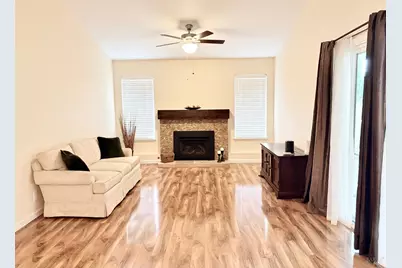 814 Capistrano Drive, Suisun City, CA 94585 - Photo 8