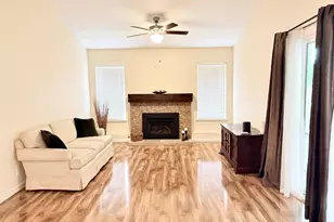 814 Capistrano Dr, Suisun City, CA 94585 - Photo 8