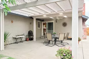 814 Capistrano Dr, Suisun City, CA 94585 - Photo 32