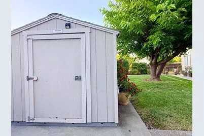 814 Capistrano Drive, Suisun City, CA 94585 - Photo 38