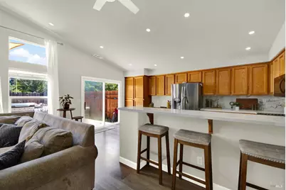 805 Wiegand Way, Dixon, CA 95620 - Photo 24