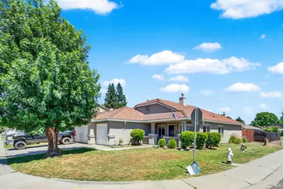 805 Wiegand Way, Dixon, CA 95620 - Photo 2