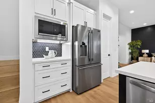 357 Cornell St, Windsor, CA 9549 - Photo 16