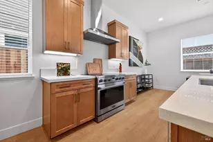 361 Cornell St, Windsor, CA 9549 - Photo 16