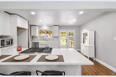 852 Brigham Avenue, Santa Rosa, CA 95404 - Photo 10