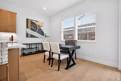 329 Cornell Street, Windsor, CA 9549 - Photo 8