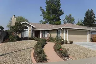312 Larkspur Dr, Vacaville, CA 95687 - Photo 1