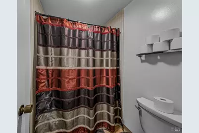 124 Professional Center Parkway, San Rafael, CA 94903 - Photo 24