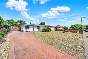 1131 1st St, Fairfield, CA 94533 - Photo 4