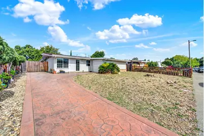1131 1st Street, Fairfield, CA 94533 - Photo 2