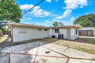 1131 1st St, Fairfield, CA 94533 - Photo 52