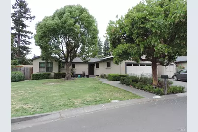 1027 Vassar Drive, Napa, CA 94558 - Photo 2