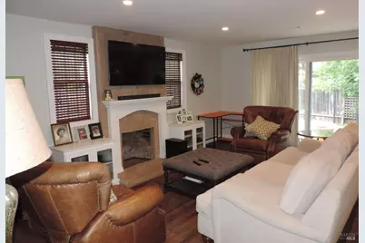 1027 Vassar Drive, Napa, CA 94558 - Photo 14