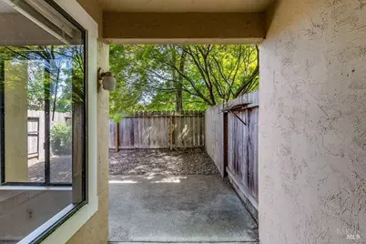 1113 Grove Circle, Benicia, CA 94510 - Photo 16