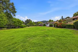 318 Twin Lakes Dr, Santa Rosa, CA 95409 - Photo 32