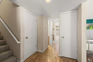 2324 Lakeview Dr, Santa Rosa, CA 95405 - Photo 18
