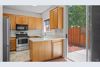 19 Manchester Lane, Fairfield, CA 94533 - Photo 12