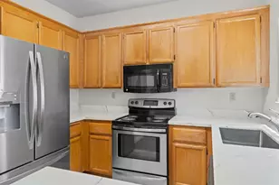 19 Manchester Ln, Fairfield, CA 94533 - Photo 14