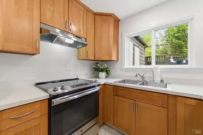 1411 Casa Buena Drive #46, Corte Madera, CA 94925 - Photo 10