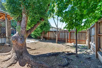 100 Roan Court, Cloverdale, CA 95425 - Photo 40
