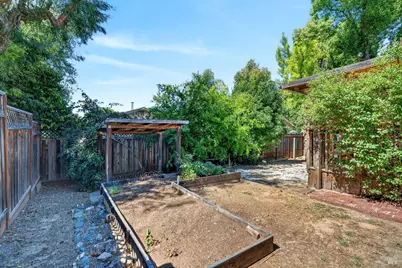 100 Roan Court, Cloverdale, CA 95425 - Photo 38