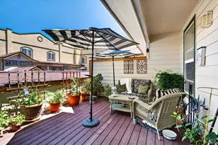 1049 McClelland Dr, Windsor, CA 95492 - Photo 2