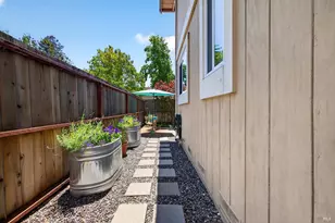 1428 Gold Way, Rohnert Park, CA 94928 - Photo 40
