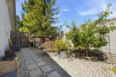 7078 Avenida Cala, Rohnert Park, CA 94928 - Photo 28